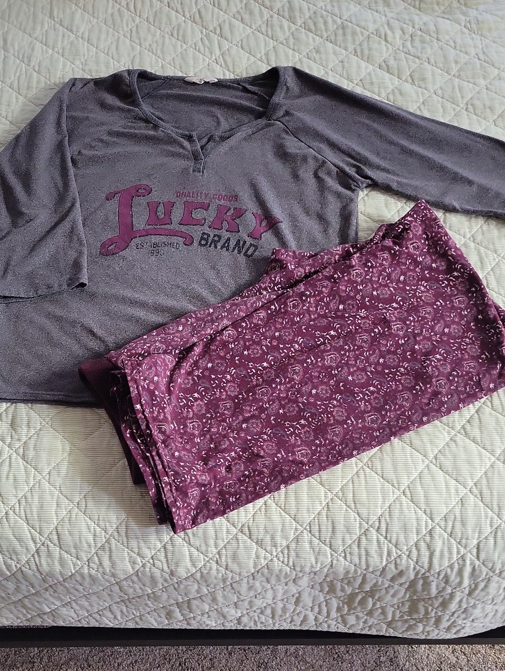 Lucky Brand Plum 3/4 Length Sleeve Pajama Set with Floral Pants